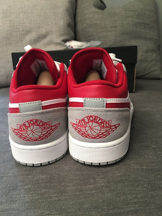 Air Jordan 1 Low SE Smoke Grey