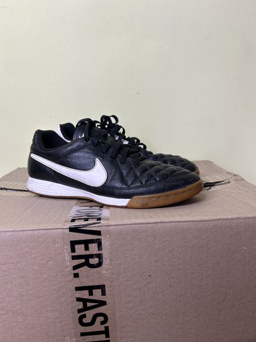 Бампи Nike tempo  Пів проф Made in Vietnam  40,5(25,5см) 1100грн