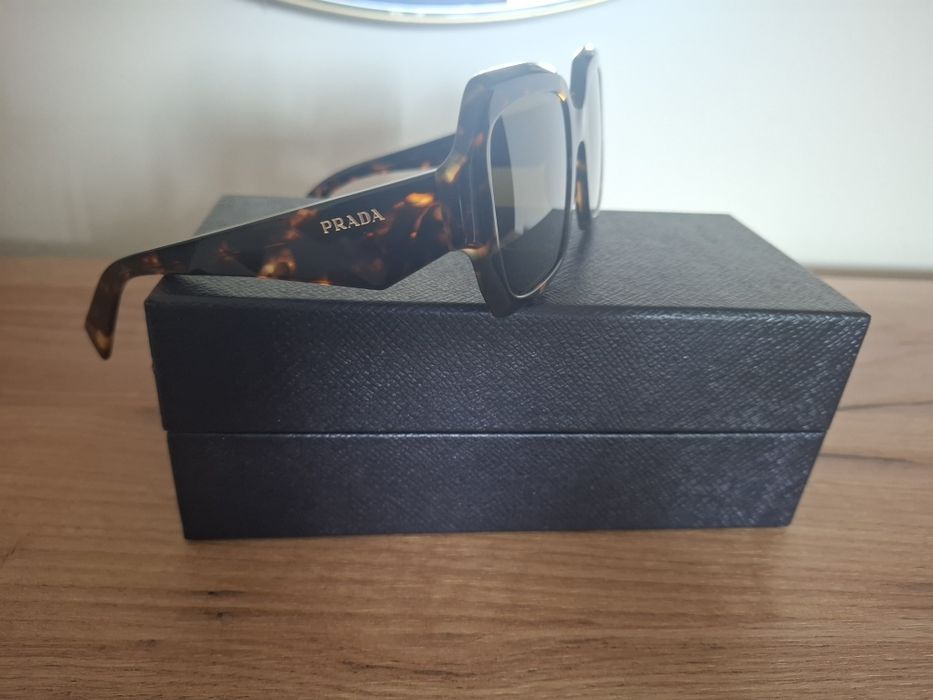 Окуляри Prada  .