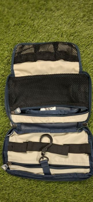 Bolsa higiene adidas