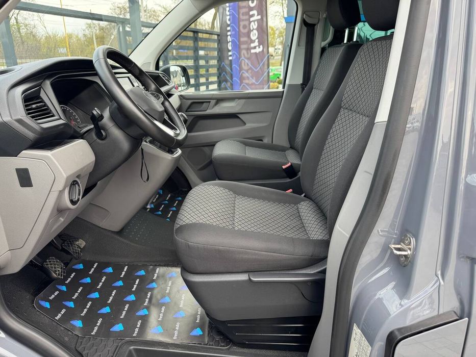 Volkswagen Caravelle 2021 freshauto