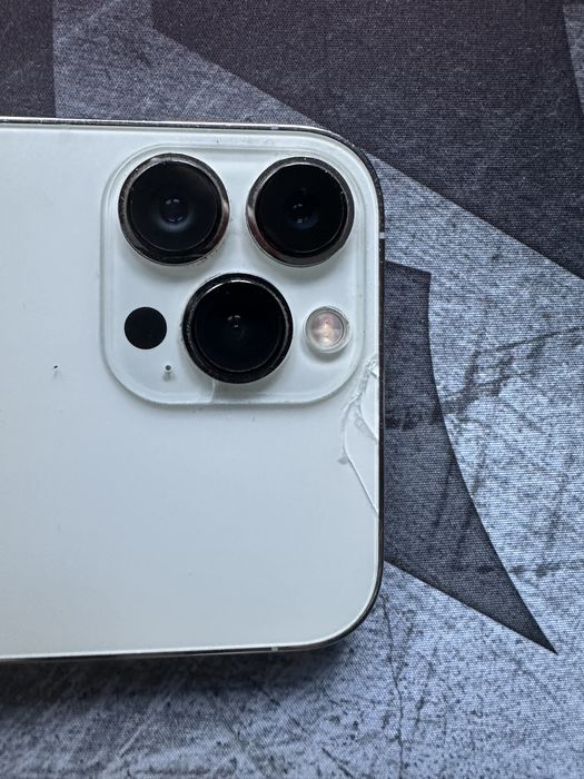 Iphone 13 pro max uszkodzony