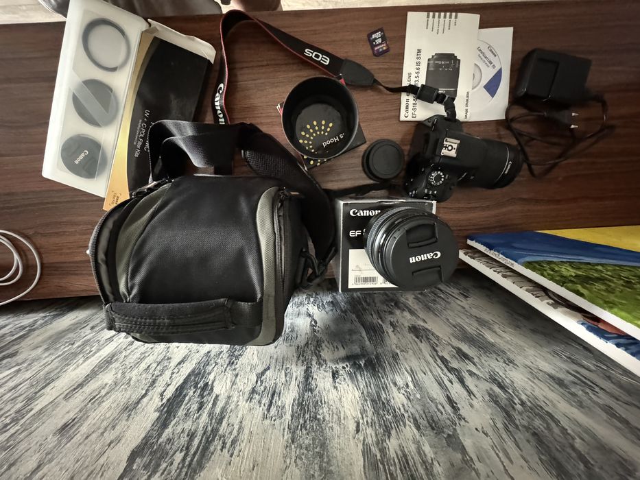 Фотоапарат Canon 100D з кіт.обʼєк. І обʼєктив Canon EF85 f 1.8