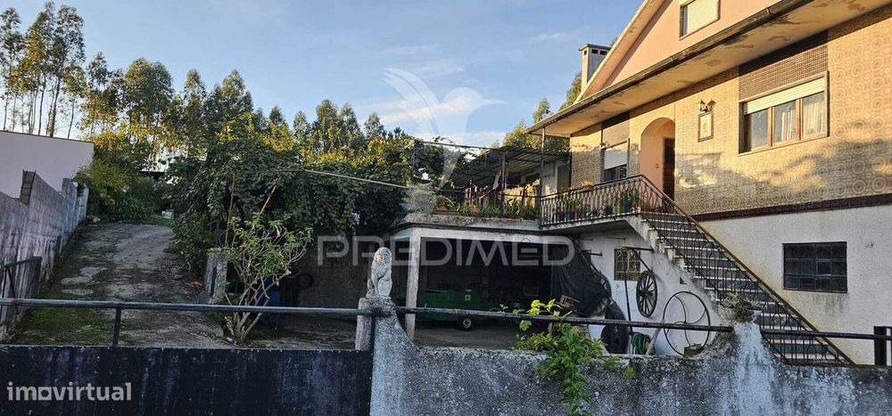 Moradia T3 com terreno