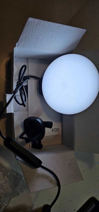 Zestaw Oświetleniowy do Wideokonferencji.