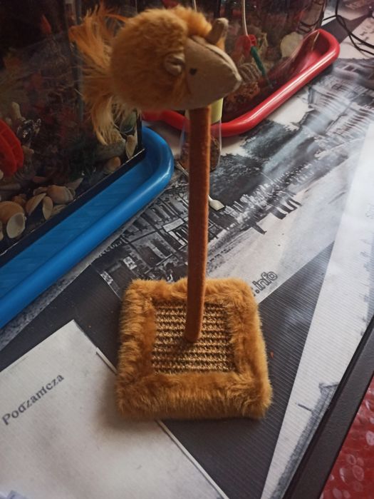 Іграшка для кошенят