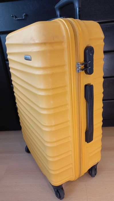 Walizka WITTCHEN średnia, 67 cm