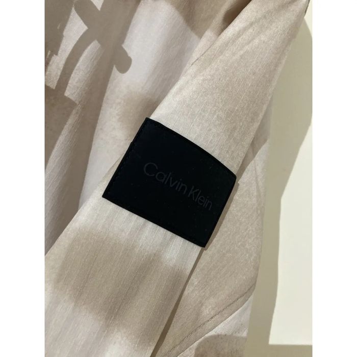 Анорок Calvin Klein розмір XL