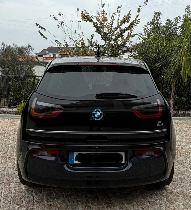 BMW i3 120Ah de 2022, com 122.226Kms, valor com IVA incluído foto 3