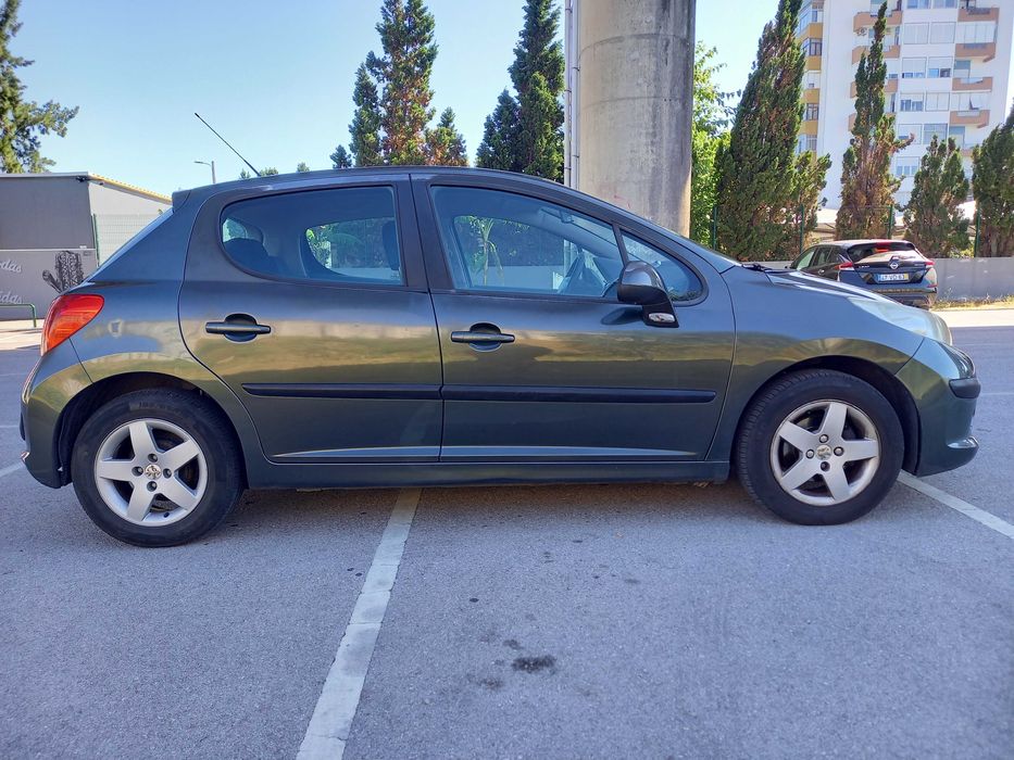 Peugeot 207 ano 2006
