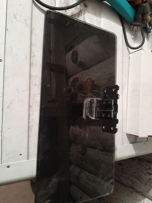 Подставка под монитор с креплением стекло