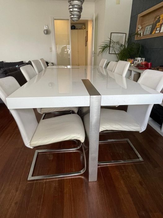 Venda de mesa de refeição de madeira maciça laçada a branco