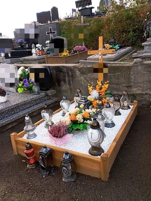 Skrzynka nagrobna (obrzeże  cmentarne, obudowa grobu)