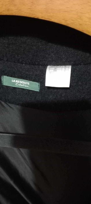 Sobretudo evasé preto