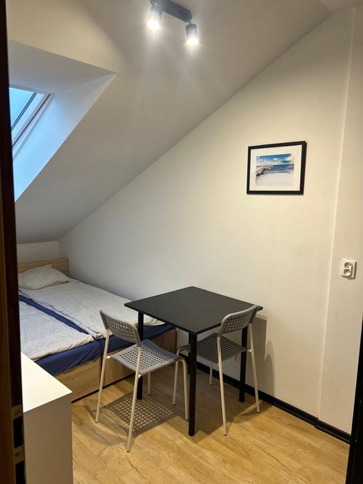 NOCLEGI . Wolne pokoje dla par, pok.2,4,5 osobowe! Polecam