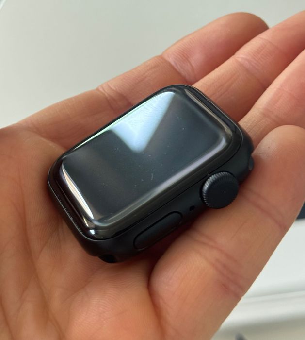 Apple Watch SE 40mm 2. Gen