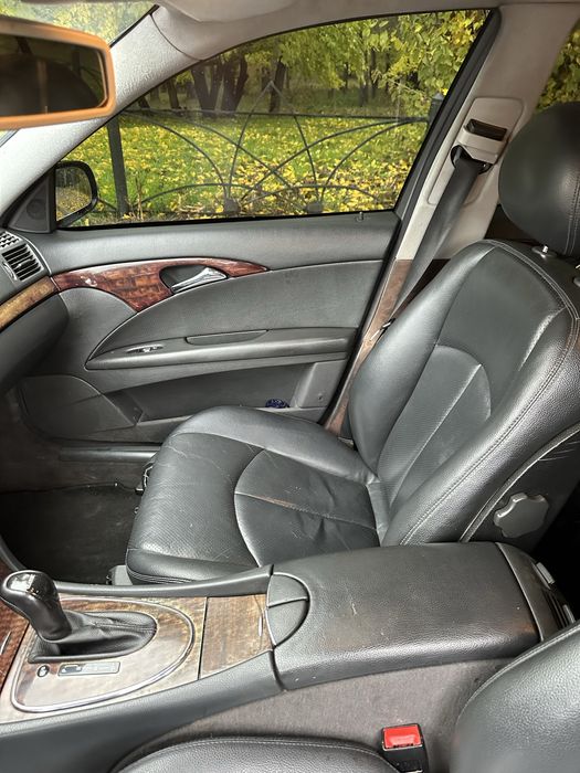 Продам Mercedes W211