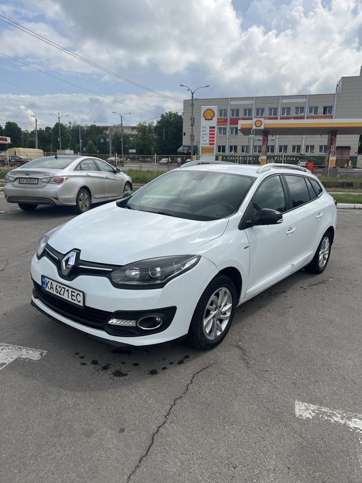 Сдам в аренду рено меган 3 2015 год  Выкуп!!!