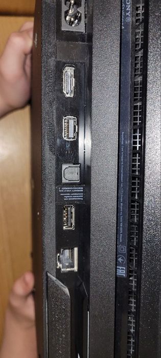 Playstation ps4 pro 1tb