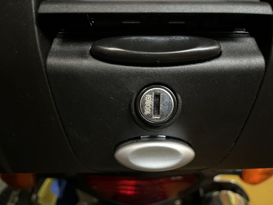 Caixa de moto - givi