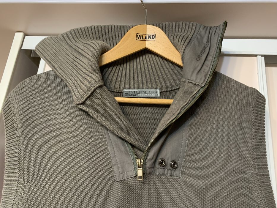 Продам жилет оригінал Італія стан відмінний 10/10