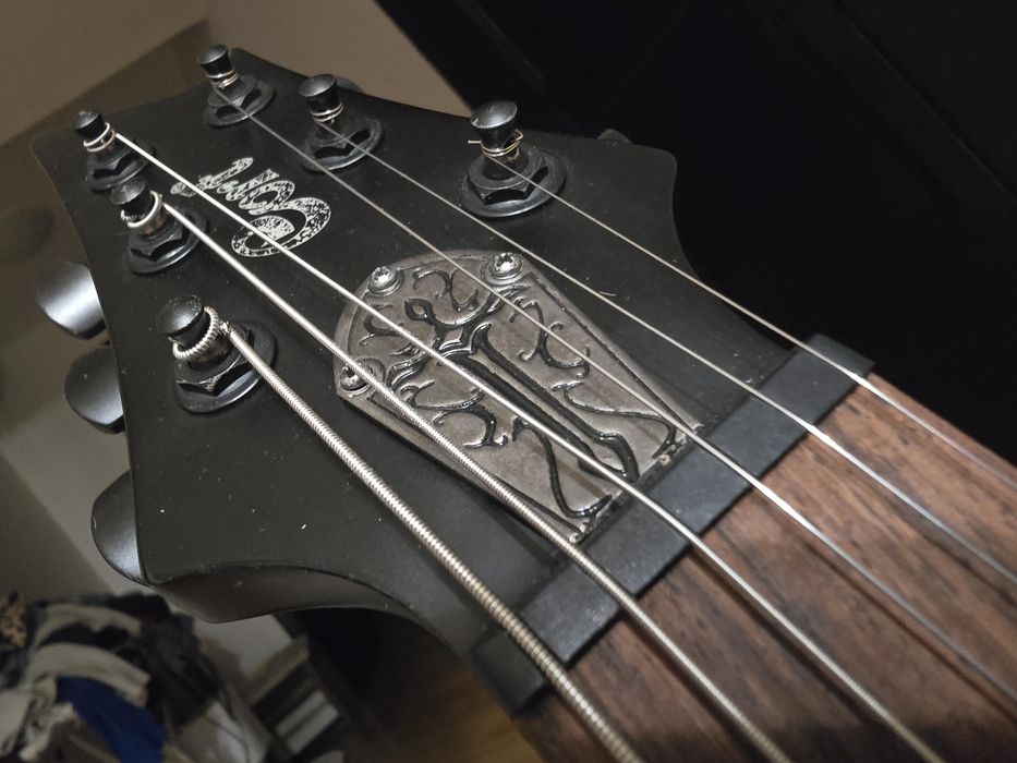 Електрогітара Cort EVL-Z4 Custom  EMG 81/85, Сталеві лади, Радіус 14