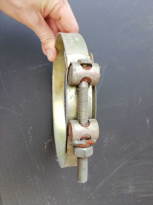 Obejmy na rury  fi 180