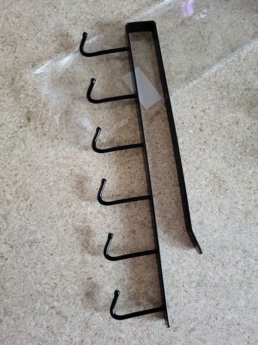 Uchwyt na kubki czarny