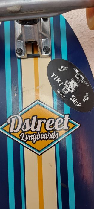 Longboard em bom estado