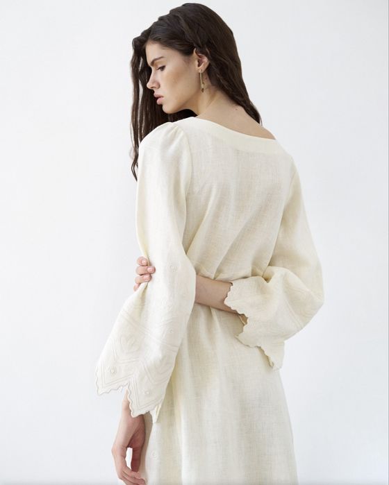 Бежева льняна сукня з вишивкою etnodim