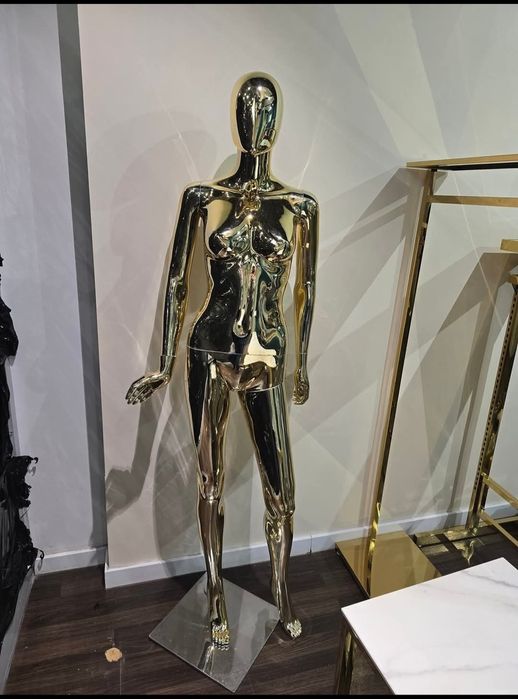 Wyposażenie butik odzieżowy