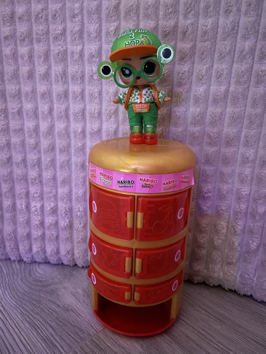 Лялька лол хлопчик жаба