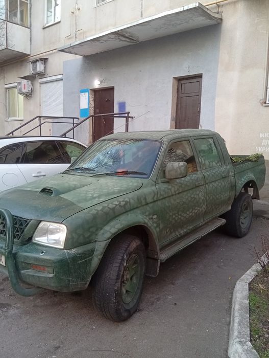 Mitsubishi L200 в хорошем состоянии