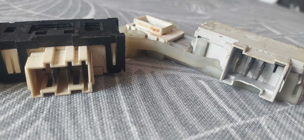 дверной замок люка дверцы LG WD-80250NUP и датчики температуры воды