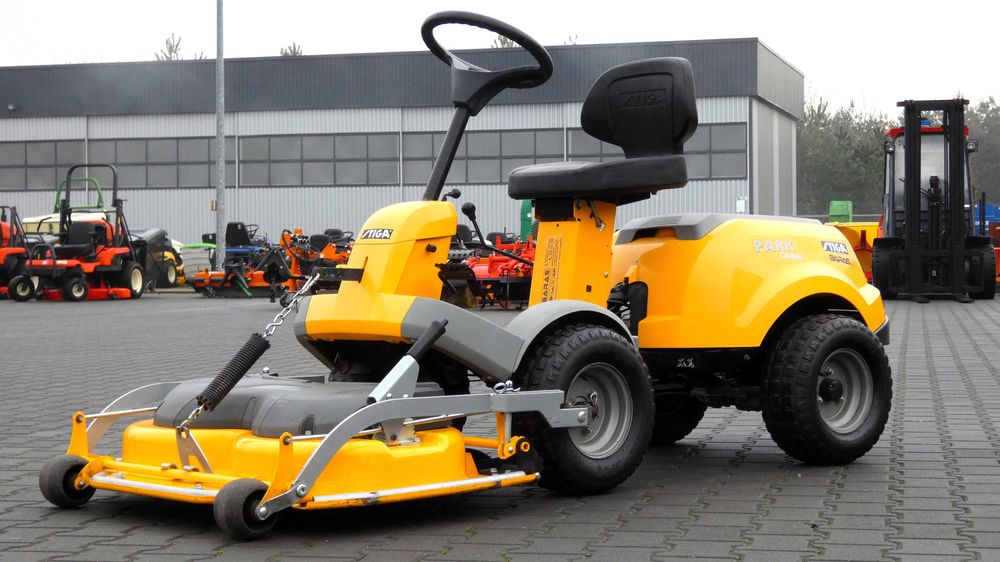 Traktorek kosiarka Stiga Park Compact HST  B&S (081202.5) - Baras