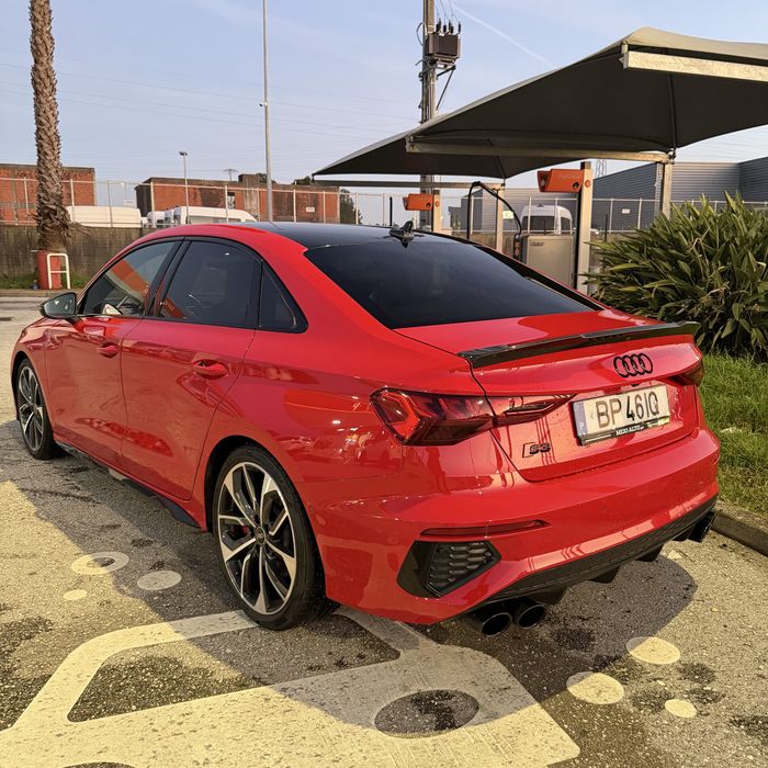 AUDI S3 limousine