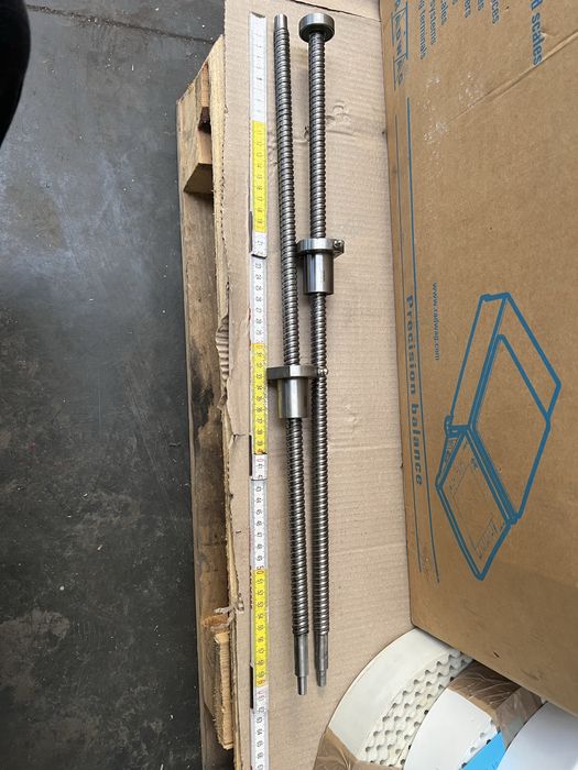 Precyzyna śruba kulowa Hiwin