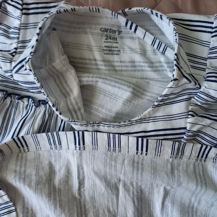 Платье 2 шт.  нарядное с трусиками 24 м картерс