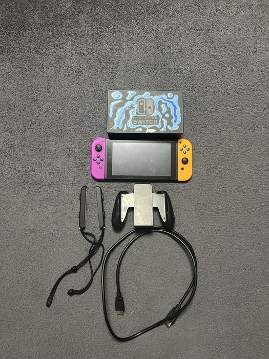 Продам Nintendo Switch Комплект