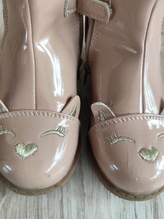 Lakierowane ocieplane botki kozaki Smyk dziewczynka 26