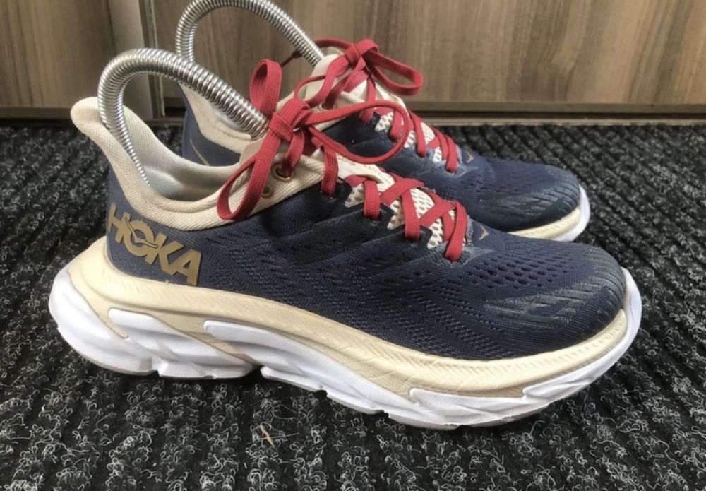 Buty do biegania hoka clifton edge