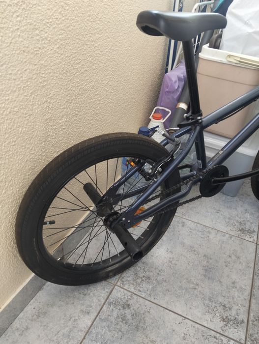 Bicicleta  BMX  em bom estado