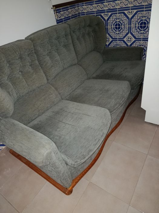 Sofá cama de três lugares