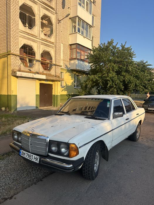 Mercedes W123 2.4 diesel
