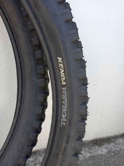 Pneus BTT Kenda Navegal 26 x 2.35