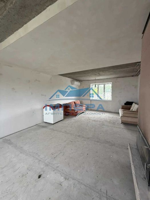 Продаж 2-поверхового цегляного будинку. 122м2