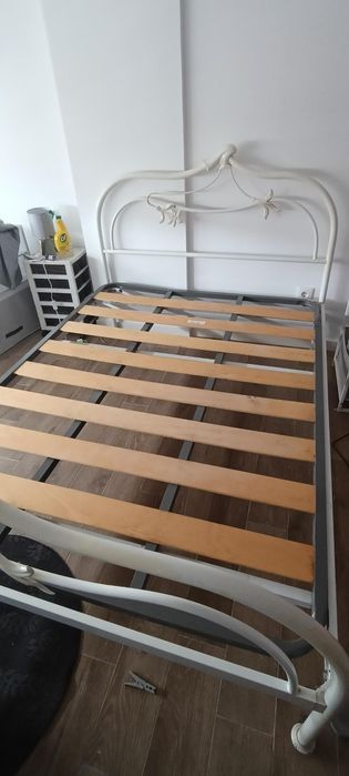Cama Corpo e Meio