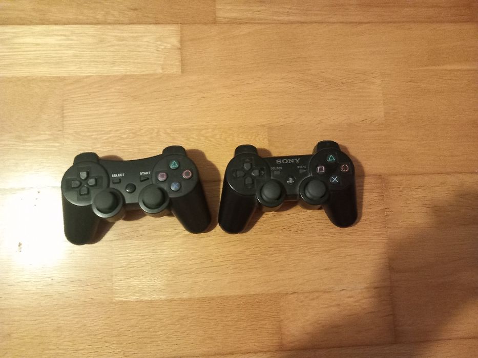 Ps3 Slim, 5 jogos e 2 comandos