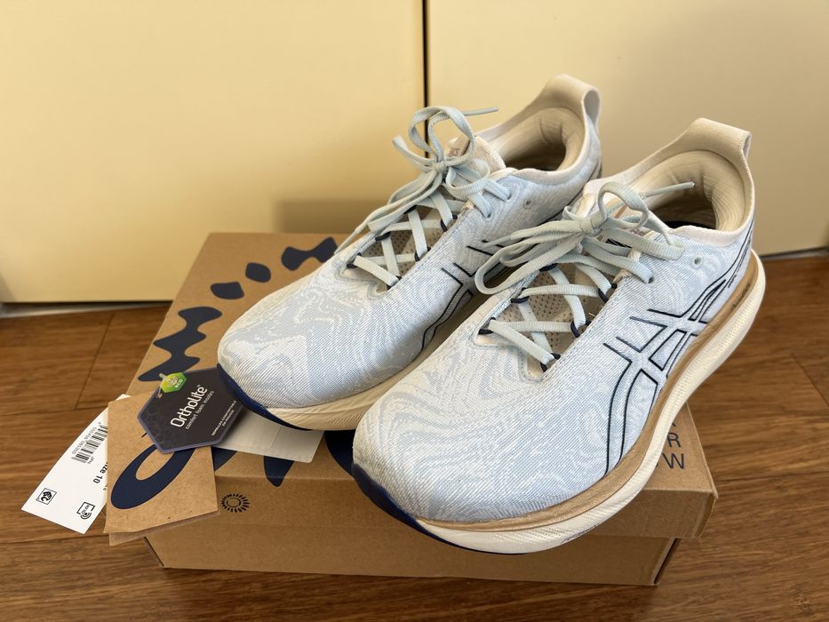 Buty Asics Nimbus 25, damskie rozm.42