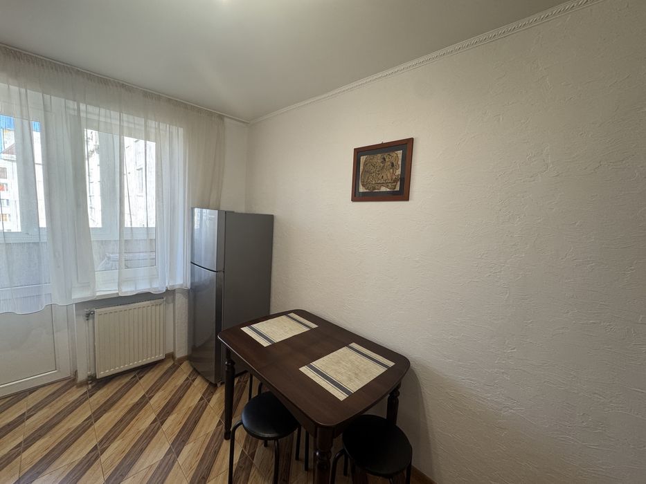 Затишна квартира подобово біля Дніпра